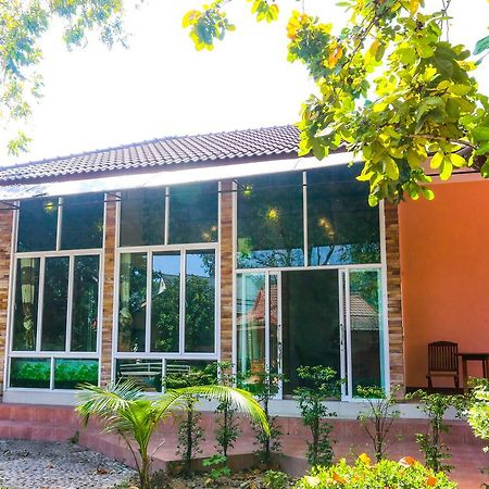 Phalaburi Resort Ban Chang  Εξωτερικό φωτογραφία
