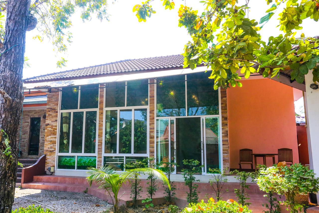 Phalaburi Resort Ban Chang  Εξωτερικό φωτογραφία